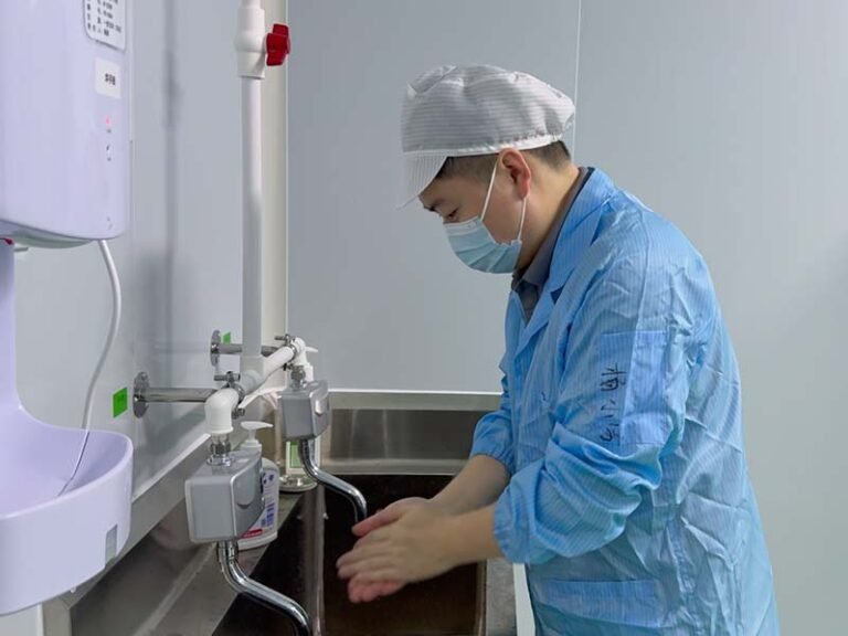 supplements manufacturing 4